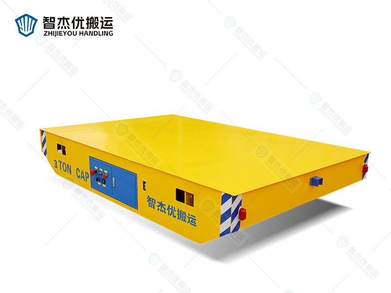 差速轉(zhuǎn)向 全向無(wú)軌車